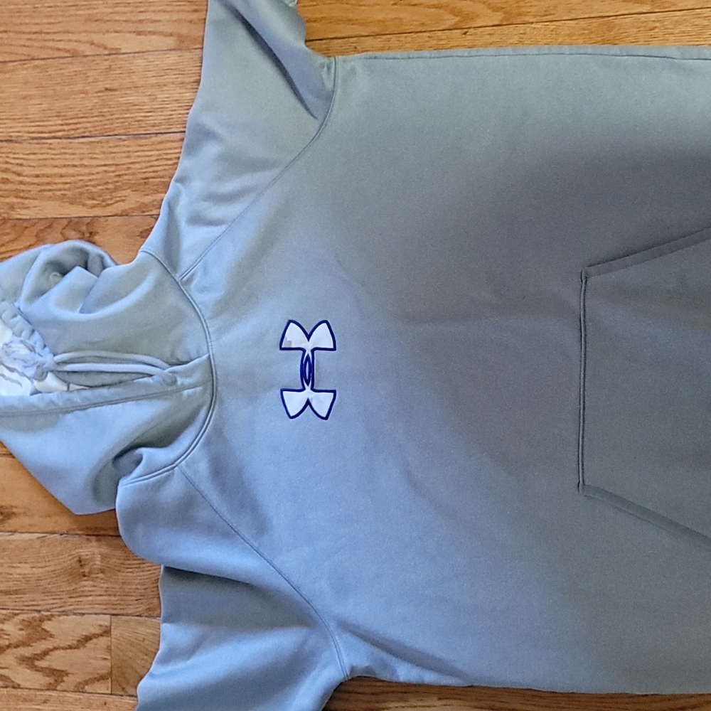 Under Armour hoodie
